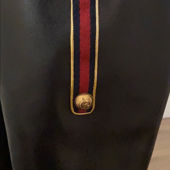Gucci Knee Leather Black Boots - Picture 2 of 4
